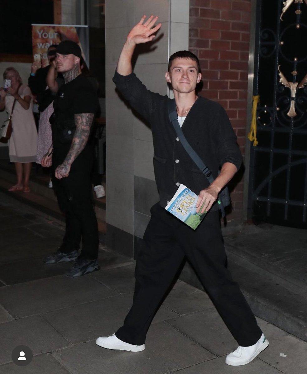 domholland's tweet photo. Romeo reads #openlinks all proceeds to #anthonynolan #TheOpenChampionship @ewenmurray77 #tomholland #freetoread on #kindleunlimited https://t.co/lKubnpfmes