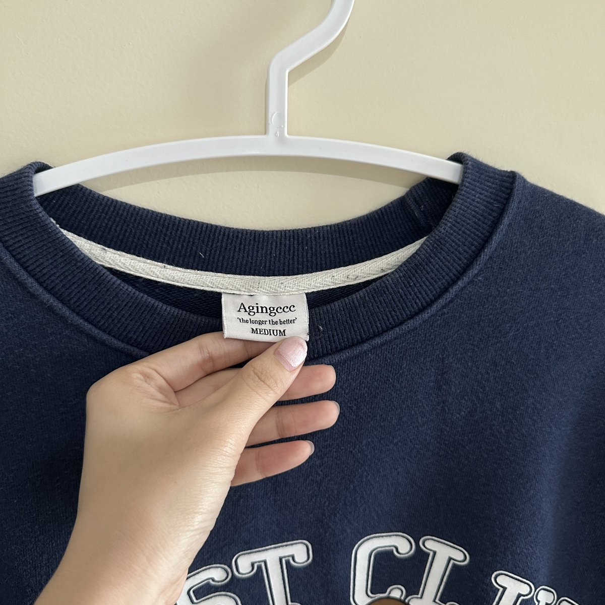 Octoberstuff's tweet photo. Agingccc น้องหมีน่ารักมากนะคะสีดรอประดับนึงแต่ยังสวย ผ้าหนักมาก
♡ 9/10
♡ Size : 52/26
♡ Price : 280 บาท รส.
#สเวตเตอร์��กาหลี #สเวเตอร์เกาหลีมือสอง #ตลาดนัดBUS #พรีออเดอร์เกาหลี #Agingccc #ตลาดนัดaespa #สเวตเตอร์มือสอง #สเวตเตอร์ #สเวตเตอร์ https://t.co/N4XH6Qnt7n