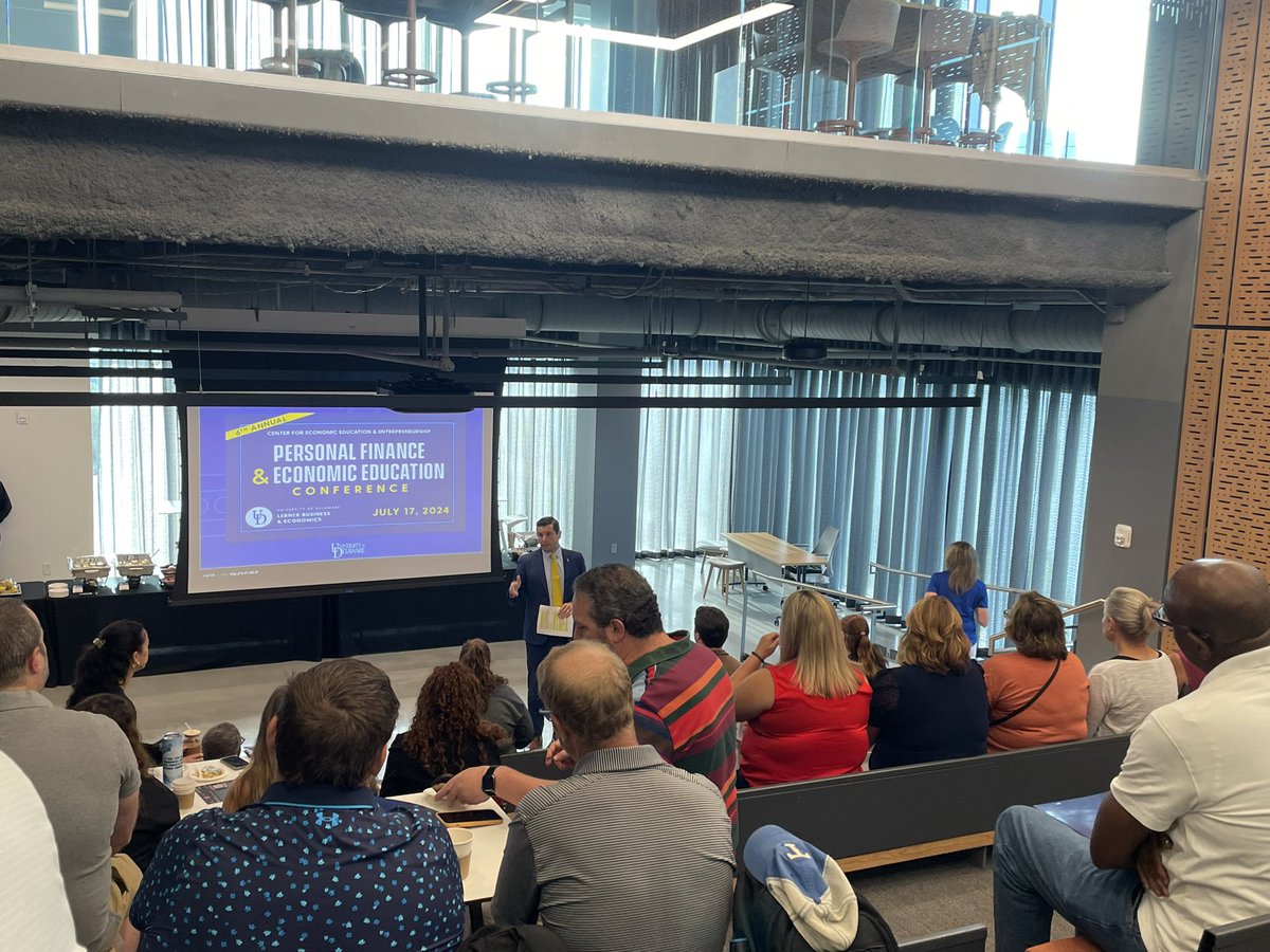 JDavisMEd's tweet photo. 6th Annual CEEE Personal Finance &amp; Economic Education Conference at the University of Delaware. A full day of learning ahead! 💵 https://t.co/jLCX4l0l2c