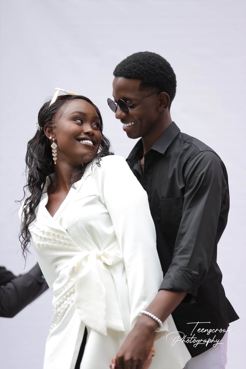 TeenzCrown's tweet image. Their smiles lightened up the Cocktail session. Seeta High School Prom 2024—a dance of hearts.

#TeenzCrown #PromMagic #Uganda #Prom2024 #HighSchool #Fashion #Lifestyle