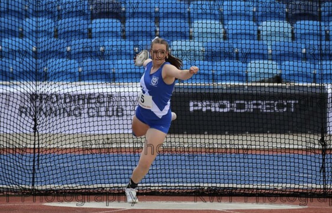 A HUGE well done to Jemima Hargreaves who is now English Schools CHAMPION at Discus🥳🏆 Jemima threw 39m, gaining a PB and winning English Schools!! Jemima has been on an amazing journey with her athletics and we are so proud of the progress you are making! <a href="/TheHoltSchool/">The Holt School</a>