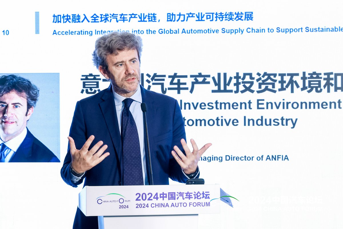 ANFIA_it's tweet photo. ❗Shanghai 11-13/07: #China Auto Forum organizzato da CAAM-China Association of Automobile Manufacturers, 🔝top event su tecnologie, strategie e trend di mercato.

➡️@gianmarcogiorda ha parlato dell'ecosistema #Automotive italiano e della sua articolata supply chain

#ANFIASocial https://t.co/ilWBMQF4Ja