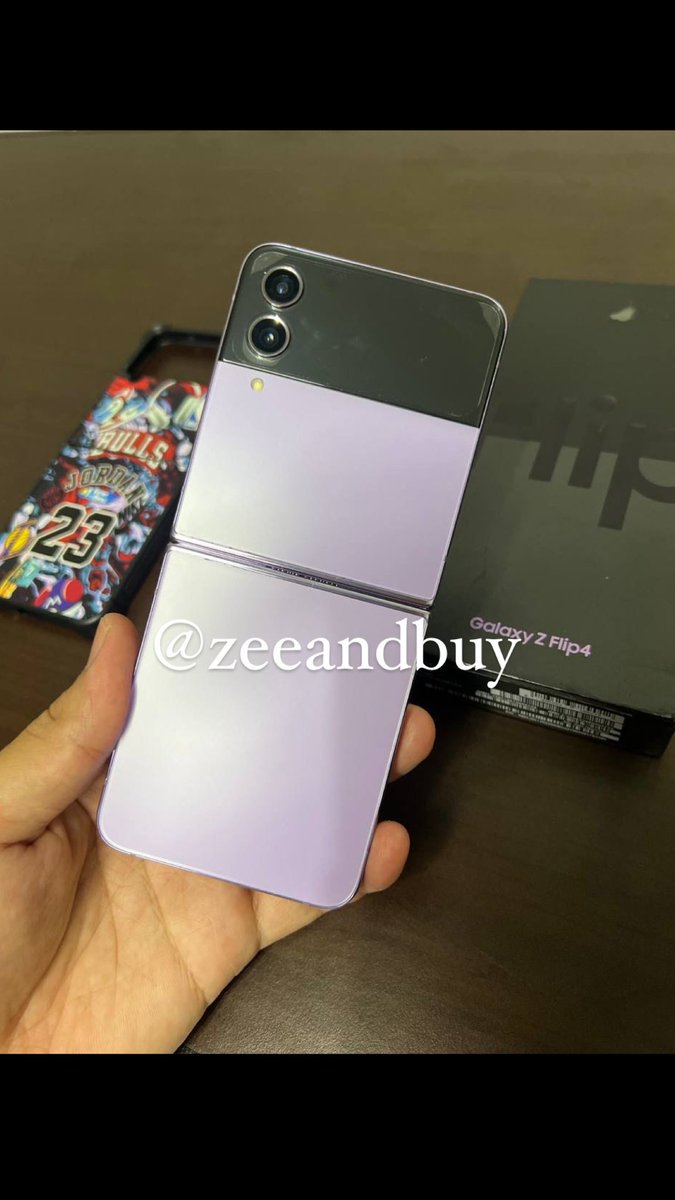 zeeandbuy's tweet photo. WTS !!!!
Want To Sell

Samsung Galaxy Z Flip 4 8/128gb
Condition 97%
free 2 case
with box + charger
dom. bandung

💸 5.300.000 (nego dm aja)
#jualhp #jualsamsung #zonauang #zonajajan #jualsamsungzflip #zflip4 #zonajajan https://t.co/wScfCDTg3S
