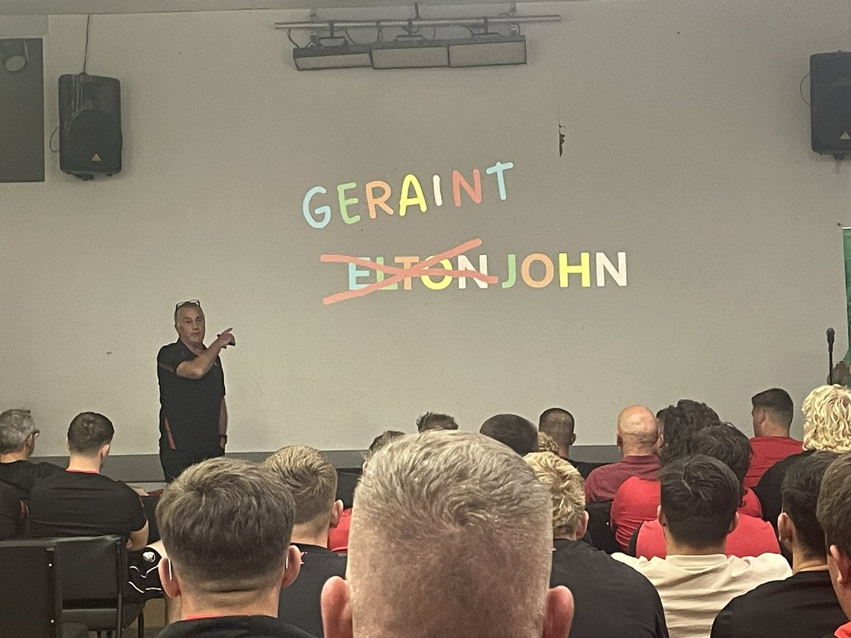 Linsbridge's tweet photo. Excited to be at @glan_llyn #HubFest2024 with an amazing group of people to deliver national training to the #WRUHubOfficers over the next two days. #HubFest #KeepRugbySafe @BenRose9980 @geraintrugby @WRU_Community https://t.co/dqmRcNE2Rq