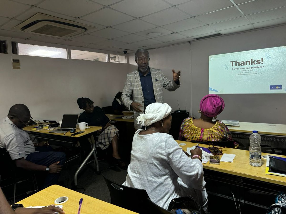 Devcoms's tweet photo. @AkinJimoh2 Program Director @Devcoms , presented an update on #FPLagos Intensification program _ @tciurbanhealth media intervention , highlighting key activities and achievements to date . https://t.co/LwYmvzw05j