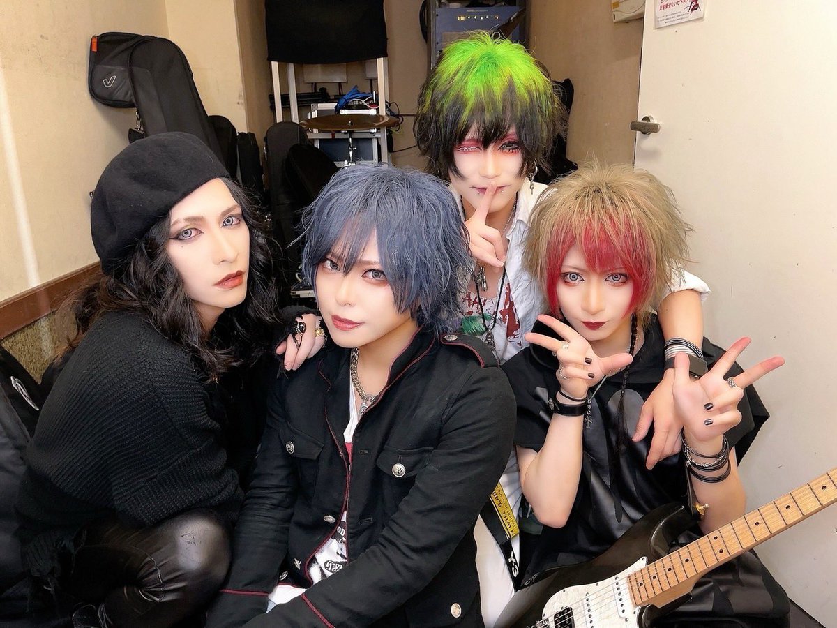 tokyo_inferno's tweet photo. 2024.7.17
池袋BlackHole

Sick²主催イベント
ジェネ★プロデュースDAY
『俺にだって…友達くらい居るんだっ！！！』

本日は現体制ラストのイベント出演、
ご来場ありがとうございました！

新体制でまたお会いしましょう🔥
#東京インフェルノ https://t.co/GF2FKuglST