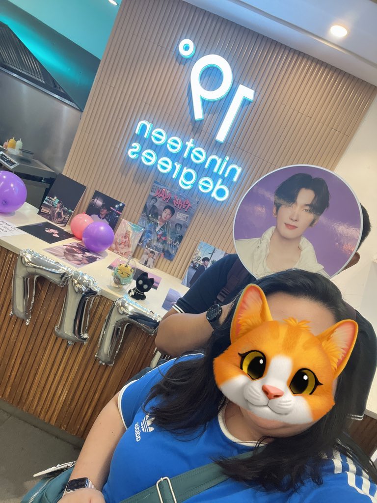 JoyfulJourney93's tweet photo. Thank you @allmylovesvtph ❤️❤️❤️
#AMLExperience
#ThisManTurns28 #SeventeenStarWonwoo
#everyWONWOOday
#Happy_Wonwoo_Day https://t.co/FcEf6n0LRz