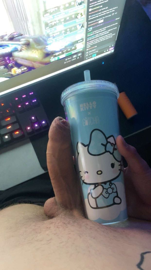 Lunam4eFan's tweet photo. @Lunam4e Hello kitty https://t.co/3RIrqbrJAB