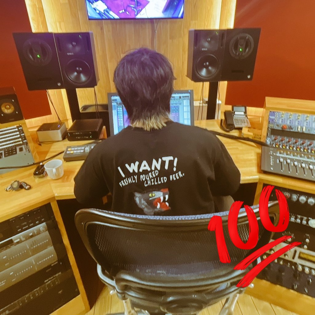 _natsushiro_'s tweet photo. 100点満点のRECしてきた〜〜〜たのしみにしててな〜〜〜!! https://t.co/LNuTgV1l4G