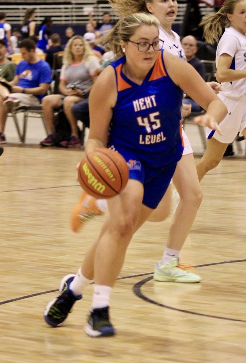 NxtLevel2025's tweet photo. LETS GO @CorterPaige — they’re completely right about every aspect of your game.
Every tournament — no matter how many pts. scored someone compliments Paige’s game to me. She’s vital to our success and she is going to KILL it her Senior year!
#NextLevelFamily https://t.co/GkBRUSMR8H