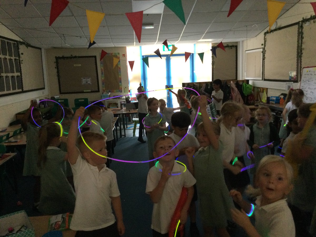 The Gates Primary - Puffins Class Page tweet media