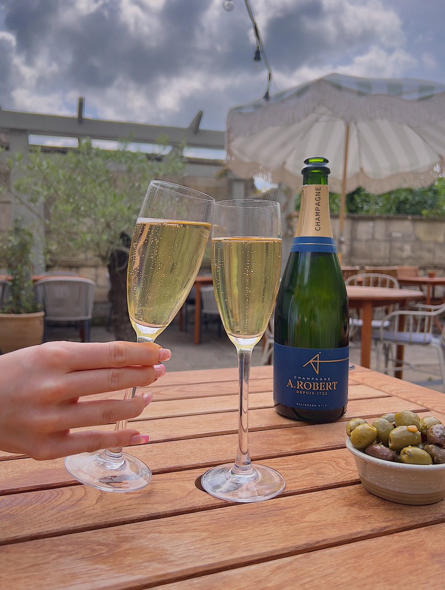 Congratulations to all this year’s graduates, we’ve got the champagne ready for your celebrations 🎓 🎉