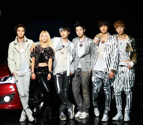 gwenateez's tweet photo. #weloveyouMAXSTEP Maxstep anak baik, Maxstep unit terbaik, Maxstep deserves better #maxstep https://t.co/QpeYebx4FU
