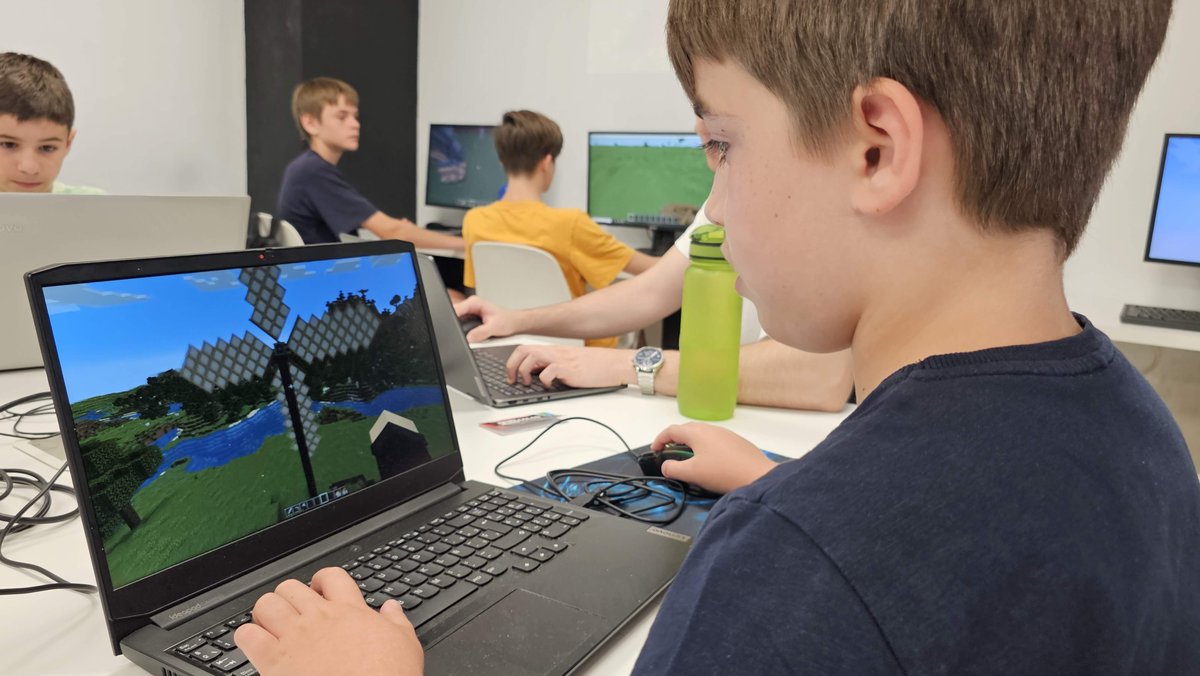 codelearn_cat's tweet image. Encara tens dues oportunitats més per gaudir dels Campus Tecnològics que es faran al juliol. Busca el teu centre Codelearn més proper i consulta si queden places lliures per als casals tecnològics de les properes dues setmanes: codelearn.cat/campus-tecnolo…