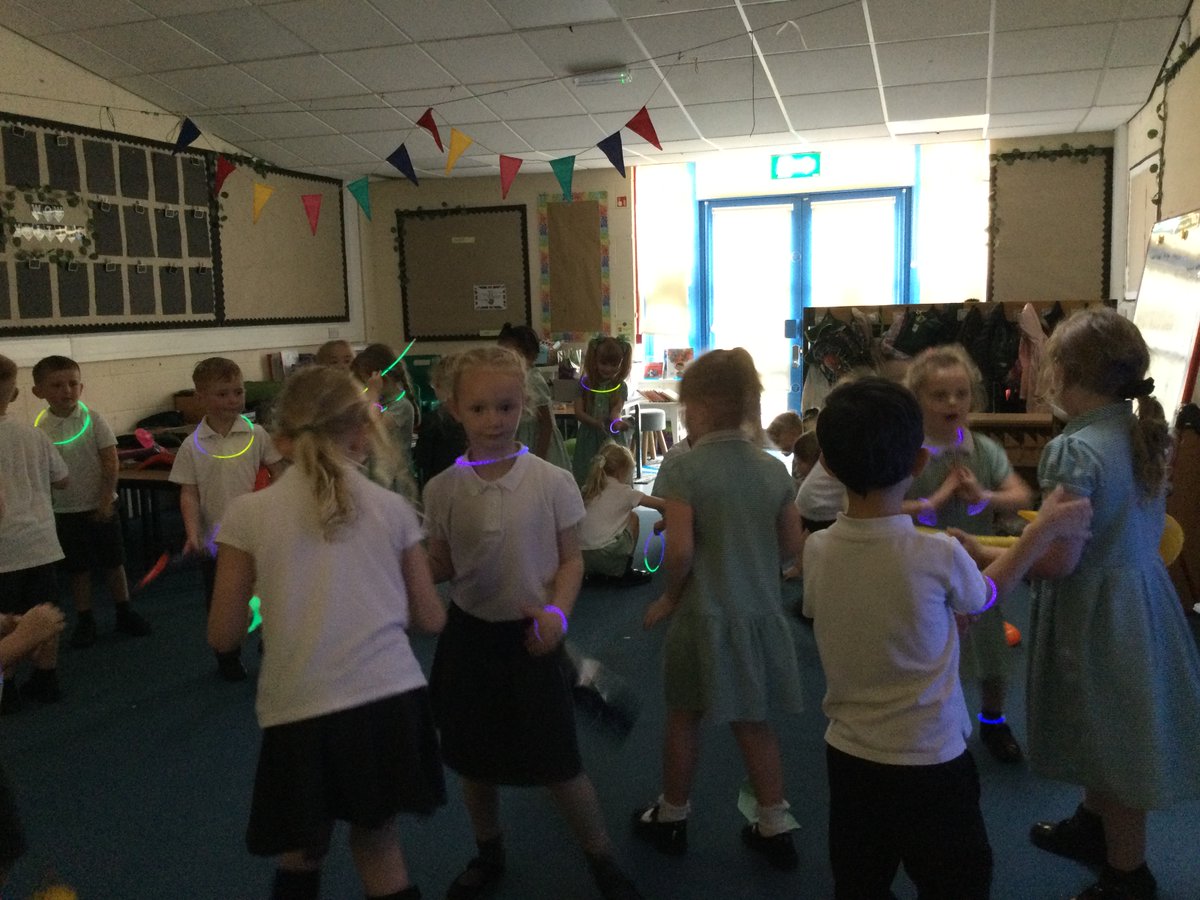 The Gates Primary - Puffins Class Page tweet media