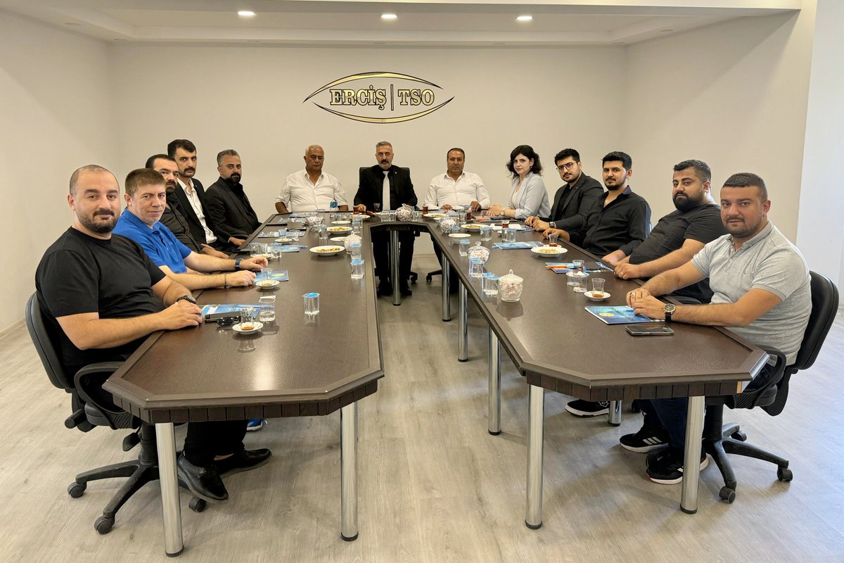 Van Genç Girişimciler Kurulu (@tobbggkvan) on Twitter photo Kurulumuzun "Aylık Olağan Toplantısı" Erciş Ticaret ve Sanayi Odası ev sahipliğinde gerçekleşti.
<a href="/TOBBiletisim/">TOBB</a> <a href="/tobb_ggk/">TOBB Genç Girişimciler Kurulu</a> <a href="/RHisarciklioglu/">Rifat Hisarcıklıoğlu</a> <a href="/Muratizgi65/">Murat İZGİ</a> <a href="/fesihcakir1/">Fesih ÇAKIR</a> <a href="/umitsari65/">Ümit Sari</a> <a href="/elifbaytarr/">Elif BAYTAR</a> Kurulumuzun "Aylık Olağan Toplantısı" Erciş Ticaret ve Sanayi Odası ev sahipliğinde gerçekleşti.
<a href="/TOBBiletisim/">TOBB</a> <a href="/tobb_ggk/">TOBB Genç Girişimciler Kurulu</a> <a href="/RHisarciklioglu/">Rifat Hisarcıklıoğlu</a> <a href="/Muratizgi65/">Murat İZGİ</a> <a href="/fesihcakir1/">Fesih ÇAKIR</a> <a href="/umitsari65/">Ümit Sari</a> <a href="/elifbaytarr/">Elif BAYTAR</a>