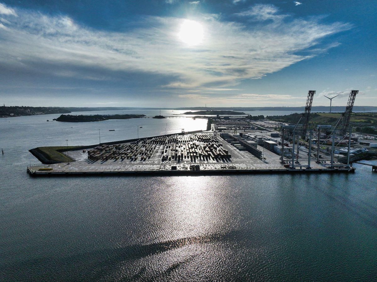 Irish Maritime Development Office (IMDO) (@imdoireland) on Twitter photo Fantastic to see that <a href="/PortofCork/">Port of Cork</a> and <a href="/DublinPortCo/">Dublin Port</a> projects along with three multi-country projects involving Irish partners are set to receive more than €112m in funding from the EU’s Connecting Europe Facility for Transport. Read more here 👉 bit.ly/3WqIt7K Fantastic to see that <a href="/PortofCork/">Port of Cork</a> and <a href="/DublinPortCo/">Dublin Port</a> projects along with three multi-country projects involving Irish partners are set to receive more than €112m in funding from the EU’s Connecting Europe Facility for Transport. Read more here 👉 bit.ly/3WqIt7K