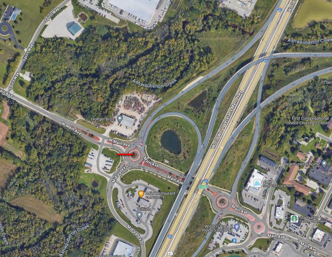 DePerePD's tweet photo. Roundabout exiting S/B 41 to Main Avenue in De Pere will be closed due to an overturned semi.  Anyone exiting 41 Southbound to Main will only be able to go West.  All Eastbound Traffic on Main will be closed from Mid Valley Road. Please avoid the area  or plan an alternate route. https://t.co/q1MO08MQGn