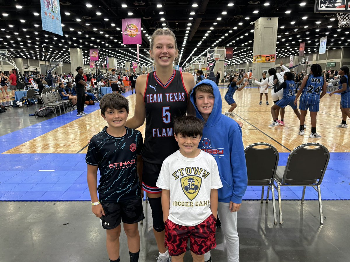 Leaving Kentucky with a tired body and a full heart.  So thankful to all the coaches and family that came to watch me play!