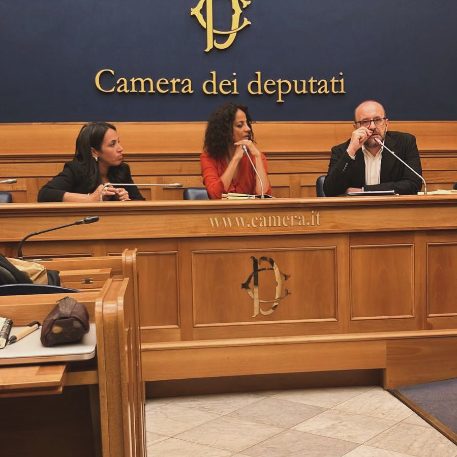 Sellerio editore tweet media