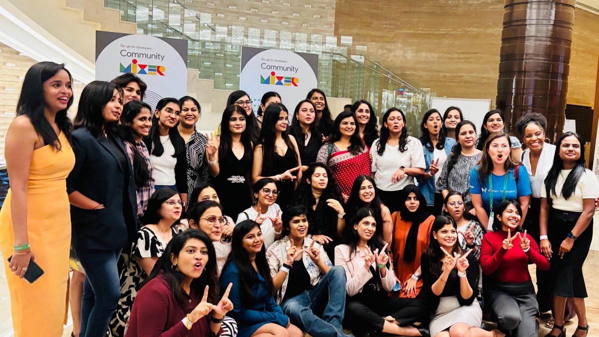 gayuga99's tweet photo. #Flutter #GoogleIOConnect Bengaluru @WomenTechmakers @wtmblr @GDGBLR #CommunityMixer 💙 https://t.co/j8AOI3y5Ck