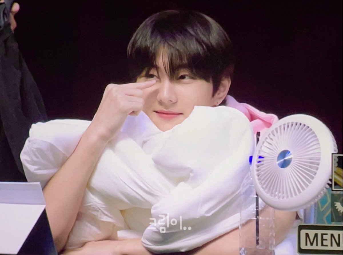 240717 #양정원 #정원

나 정원을 좋아할 수 있어서 너무 행복해 . . . ♡ ♡
사유 : 너무 귀엽잔아 !!!!!!!!!!!! 😍😍