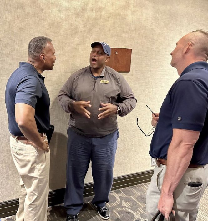 RD_Louisiana's tweet photo. @usdaRD Under Secretary @BasilGooden stopped in to visit with Louisiana, Arkansas, Texas, and Oklahoma staff to offer his support, encouragement and vision for RD! We impact whole communities! #AllInForRural https://t.co/h94nwpVbiY
