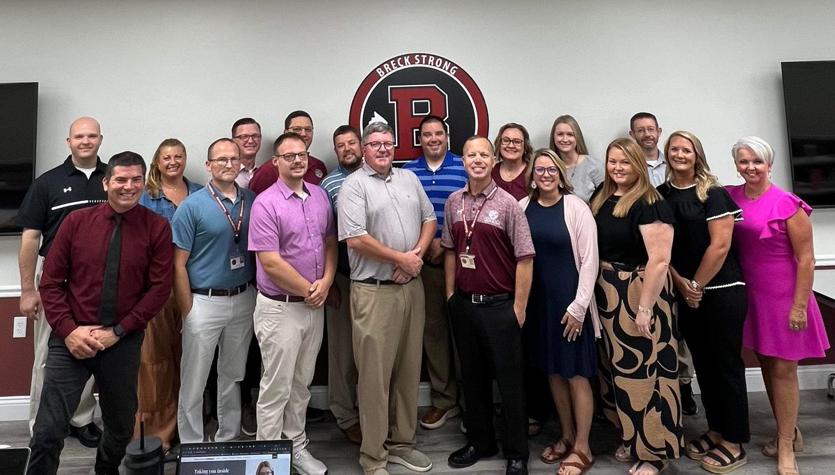 Ready for a great day of leadership development with this great <a href="/BreckSchools/">Breck Schools</a> Team! Blessed to have <a href="/drkfields/">Kathy Fields</a> and Kate here providing Certified Evaluation Training for <a href="/KASAEdLeader/">Kentucky Assn of School Adm.</a>! #breckstrong