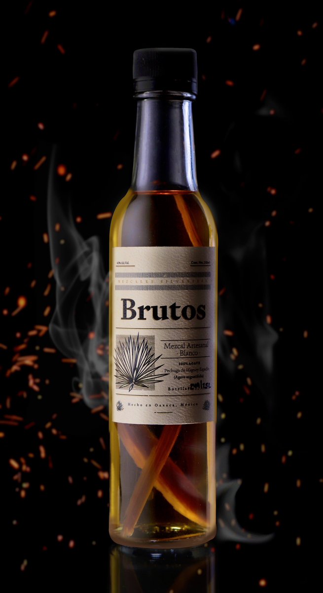 ecmstudio's tweet image. Ecmstudio productor de contenido de marca. 
#foodstyle #productshoot #cdmx  #mezcal #FelizMiercoles