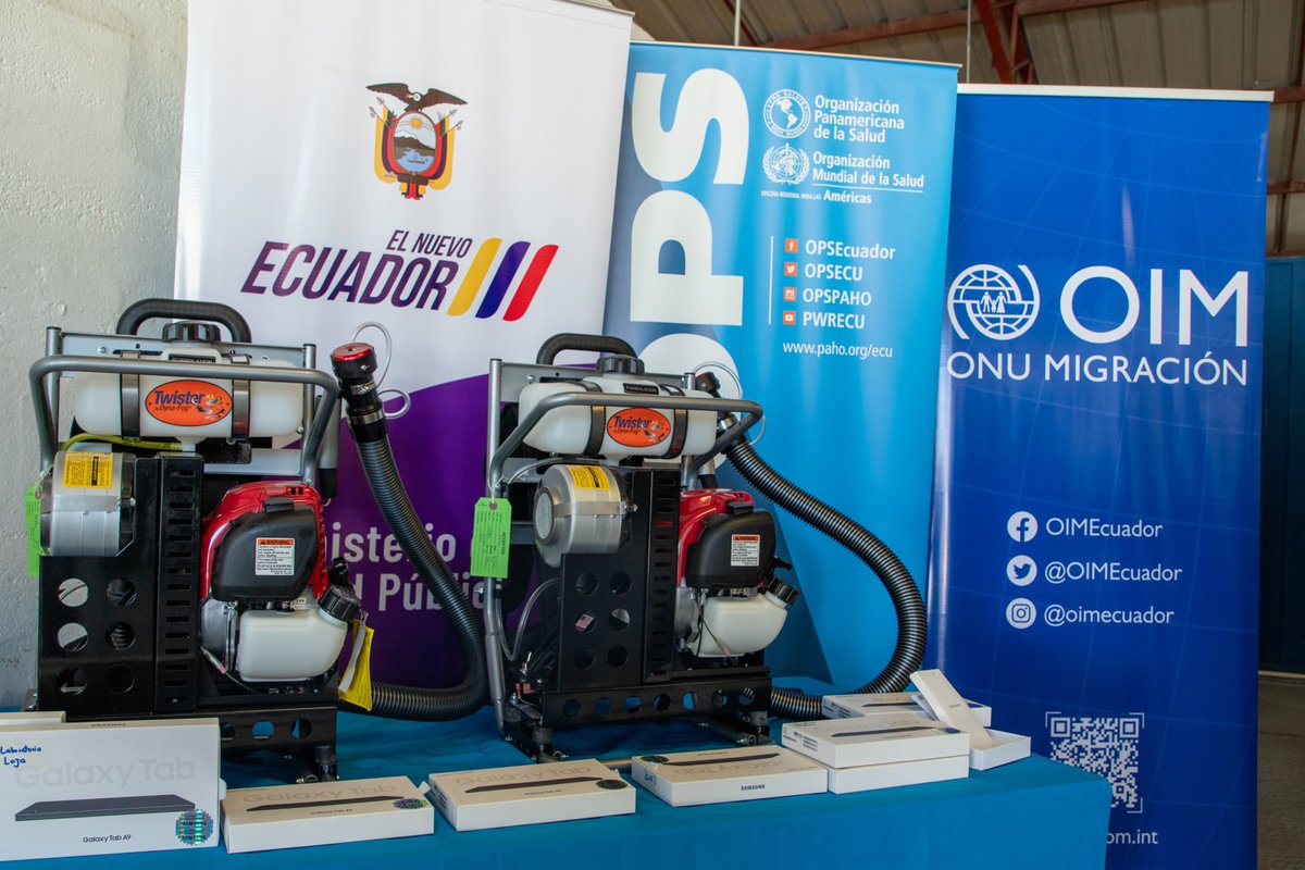 OIMEcuador's tweet photo. 📌 #Quito | Realizamos la entrega de tablets al @INSPI_ECUADOR con el objetivo de aportar al registro de acciones de control en ciudades afectadas por enfermedades transmitidas por vectores en diferentes coordinaciones zonales de @Salud_Ec.

Con el apoyo de @StatePRM https://t.co/zBHjZysUFo