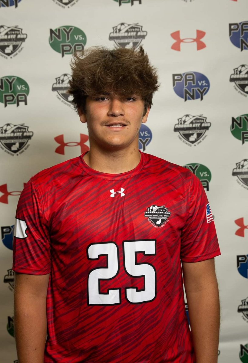 Player: #25 Dominick Holmberg
Team: PA Boys Silver 
School: Warren 
Grade: Sophomore
Position: Center Back

Come watch Dominick battle the NY Boys Silver team on July 28th at Kane High School at 2:30pm!  Free admission!