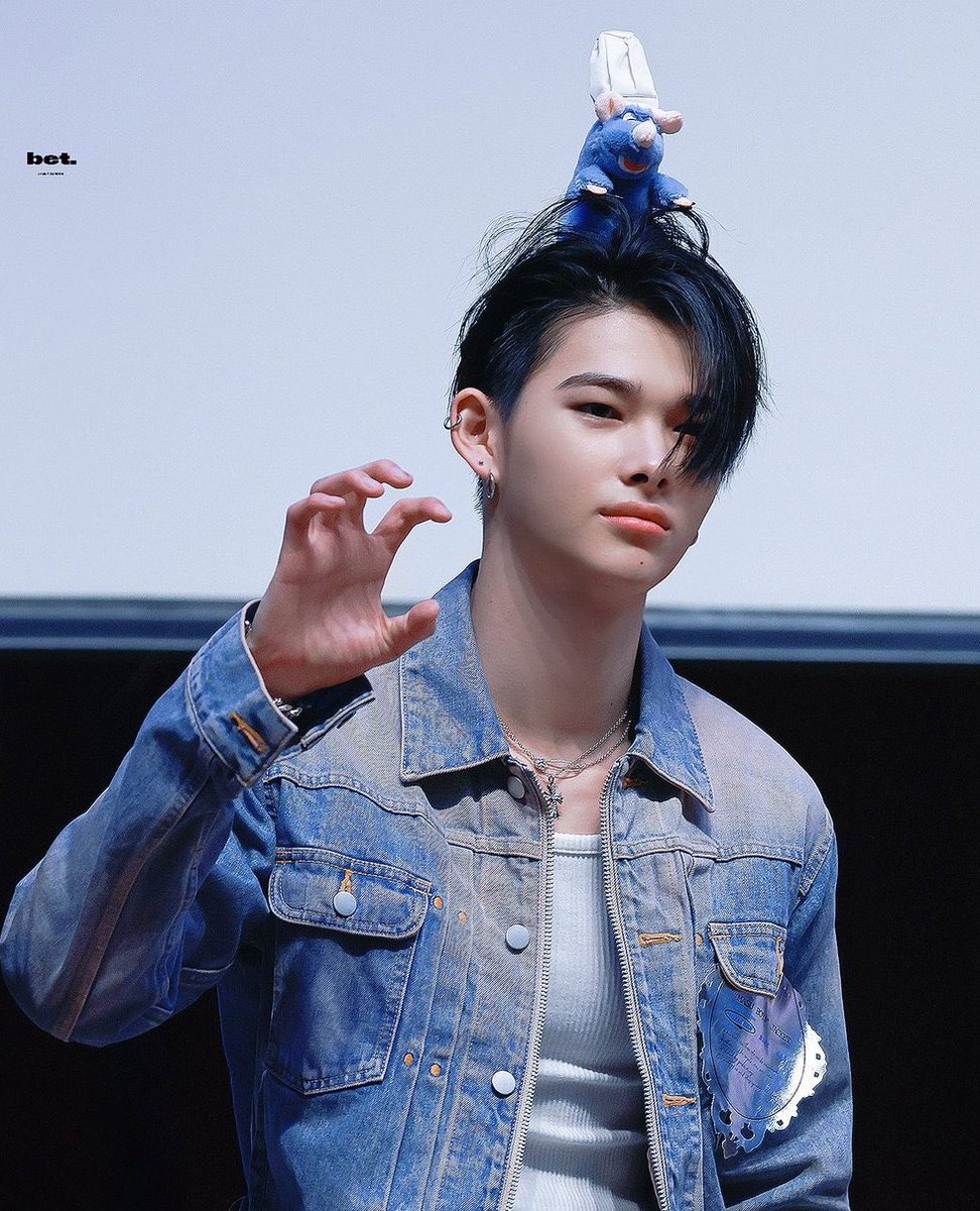 what a cutie 🥹 #NI_KI #니키