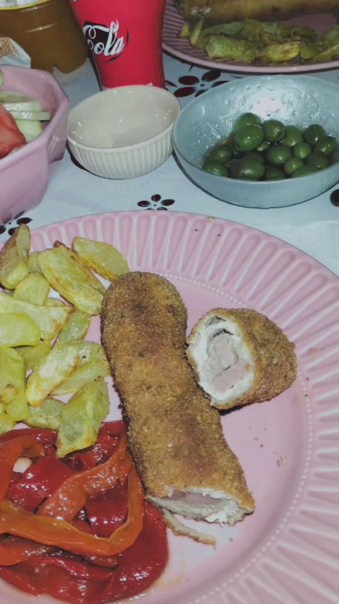 SoySaralarala's tweet image. Al rico flamenquín con patatas para comer ✌🏻😜 #OleYo #OleEstasManitasBonitas #OleMiCordoba #Buenos #BuenasTardes #FelizDia #FelizTarde #17julio #julio2024 #flamenquin #cordoba #flamenquincordobes