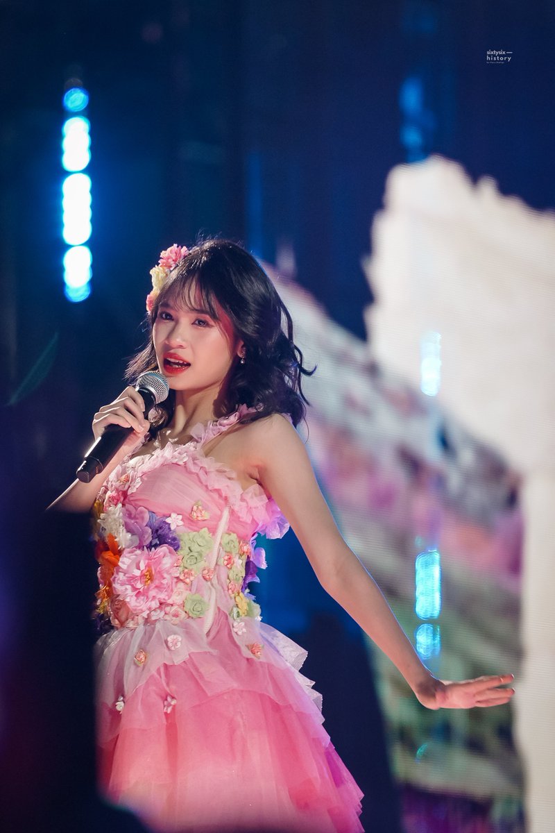 sixtysixhistory's tweet photo. 木花咲耶姫 and Strawberry Moon ✨🍓

@S_FloraJKT48 in Telkomsel Awards 29th. Anniversary at Indonesia Arena – 240717 https://t.co/NbGJmoNjQe