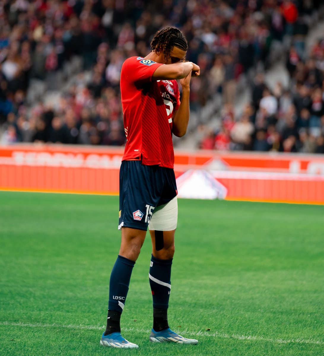 UtdFaithfuls's tweet photo. • Real Madrid - UCL football
• Liverpool - UCL football
• PSG - UCL football
• Man Utd - Europa League football

But guess which club the most sort after and highly rated young defender in the world chose to join.

M A N C H E S T E R  U N I T E D 🔴🔥 https://t.co/sllvUS8uCS