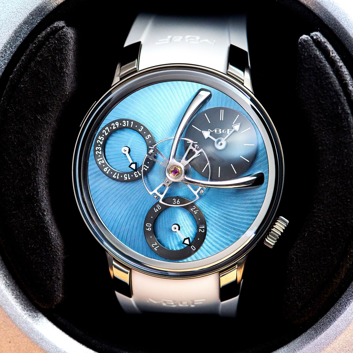 EuropeanWatchCo's tweet photo. Maybe the best LM dial variation we have ever seen?! What a beautiful piece! This one will be incoming soon, but be sure to check out our current MB&F stock. Link in bio! #MB&F #Legacymachine #splitescapementevo https://t.co/4fx4xrJr9B