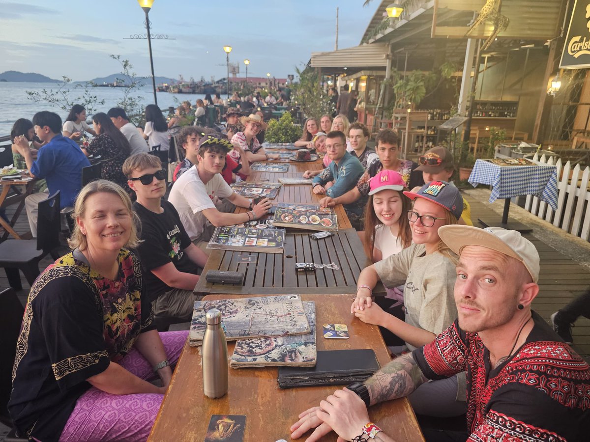 BecketKeysTrips tweet media