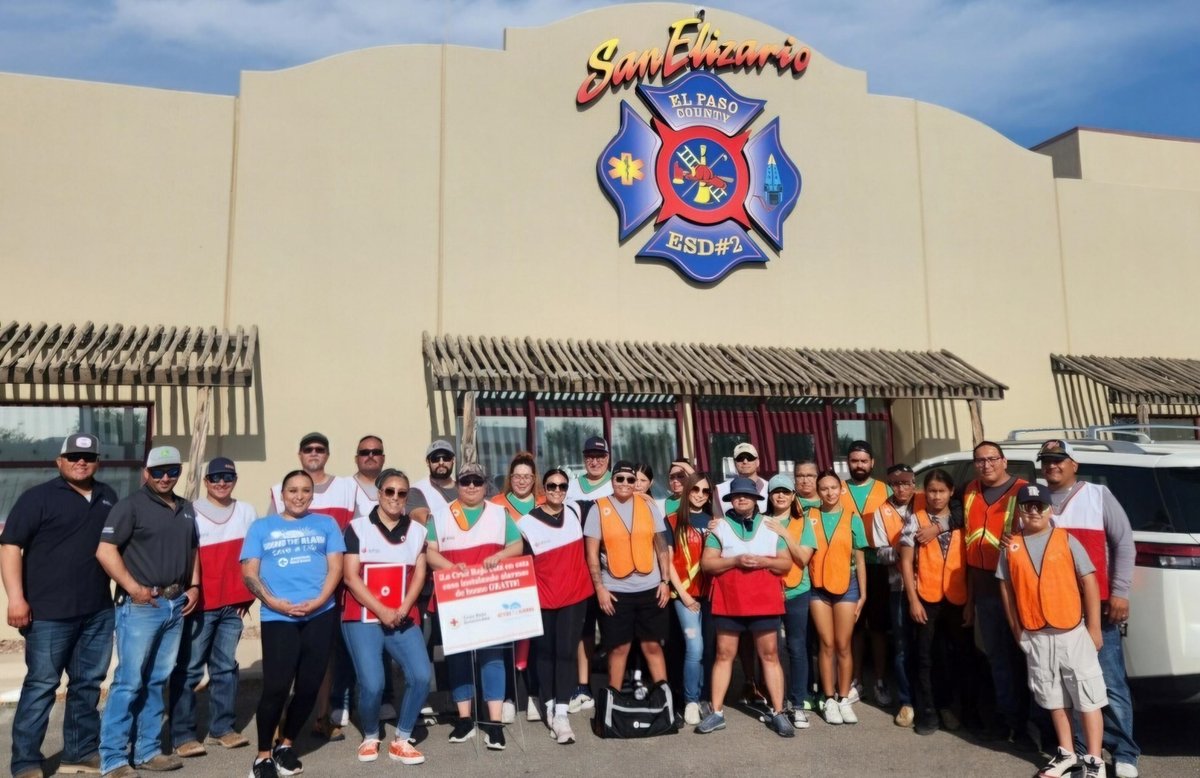 Texas Gas Service (@texasgasservice) on Twitter photo Nearly 30 co-workers and their families volunteered for a <a href="/RedCrossCSTR/">Central TX Red Cross</a> Sound the Alarm event. Together, they helped install smoke alarms for free, helping over 190 people across San Elizario. We thank the Red Cross for leading this impactful initiative. Nearly 30 co-workers and their families volunteered for a <a href="/RedCrossCSTR/">Central TX Red Cross</a> Sound the Alarm event. Together, they helped install smoke alarms for free, helping over 190 people across San Elizario. We thank the Red Cross for leading this impactful initiative.