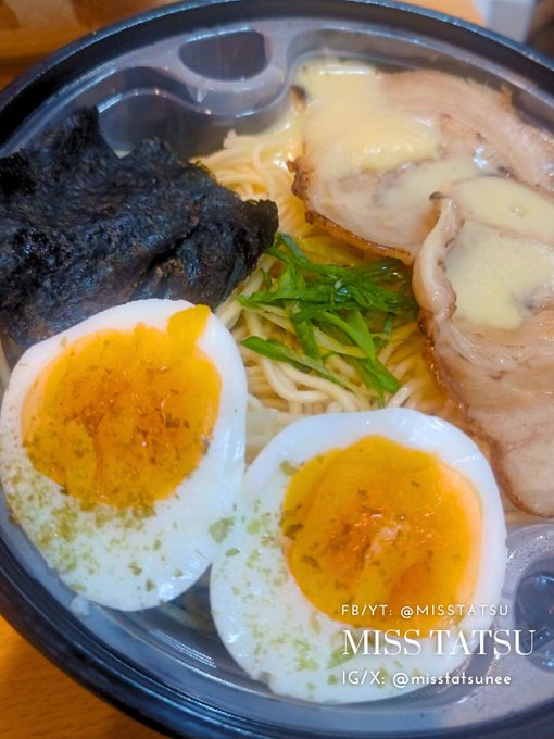 Super Rayu Ramen and Scallop Cheesemelt Takoyaki 🍝 #pinoyfood #yakiyakiph #yakiyaki #dinner #takoyaki<a href="/tag/dinner"class="tags"><span>#dinner</span></a><a href="/tag/ramen"class="tags"><span>#ramen</span></a><a href="/tag/philippines"class="tags"><span>#philippines</span></a><a href="/tag/noodles"class="tags"><span>#noodles</span></a><a href="/tag/filipinofood"class="tags"><span>#filipinofood</span></a>