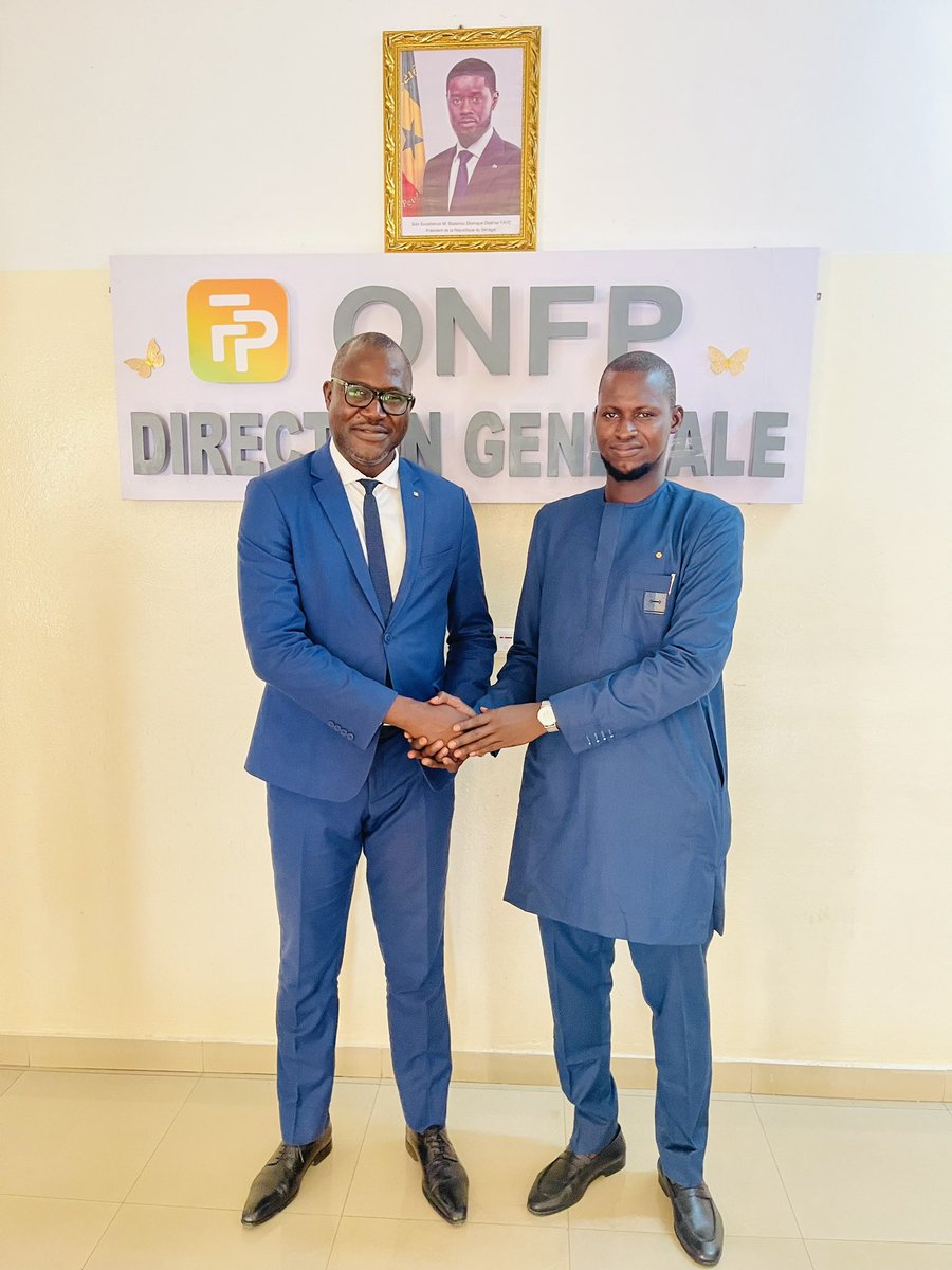 ONFP_Officiel's tweet image. Le Directeur Général de l’ONFP @MLBara_LO, en compagnie de ses collaborateurs (SG, Partenariat et R&amp;amp;D), a reçu ce mardi 16 juillet 2024 une délégation de la SONAGED, avec à sa tête son Directeur Général Monsieur Khalifa Ababacar SARR.

#SONAGED #Formation #Senegal #Environnement