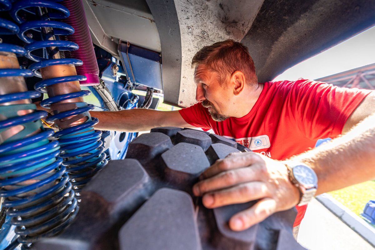 Crews Ready: Silk Way Rally Competitors Passed All Checks

Rally competitors from seven scoring categories, as well as the Grand Tour and Adventure Trophy crews, are officially authorized to start.

Read more silkwayrally.com/en/crews-ready…

#SilkWayRally #SWR2024