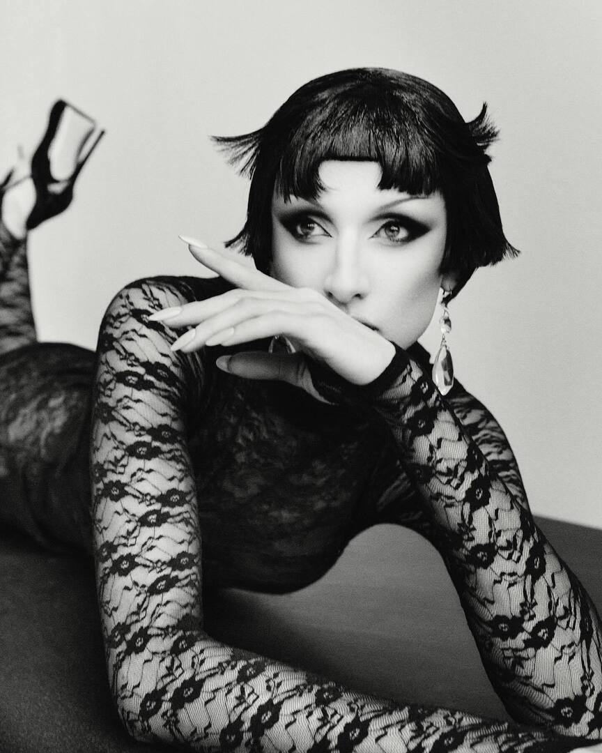 Old Timers

#Linkinbio for full story

photography. @tedbelton
fashion. <a href="/amber__watkins/">Amber Watkins</a> @p1magency
model. <a href="/viktorpeters/">Viktor Peters</a> @p1magency wearing <a href="/lavieenros/">Montserrat Ros</a>, @osereeswimwear, <a href="/fleurdumalnyc/">Fleur du Mal</a>, <a href="/lasilla/">flyw</a> + <a href="/swarovski/">swarovski</a>
hair. @connorlangehair
make up. <a href="/viktorpeters/">Viktor Peters</a> @… instagr.am/p/C9hri8nC7nT/