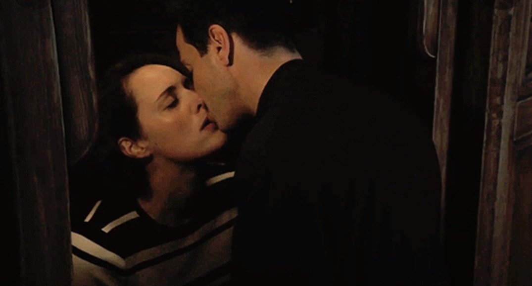 levmauc's tweet photo. De la cárcel se sale, de FLEABAG no. https://t.co/3ShFfKQuTs