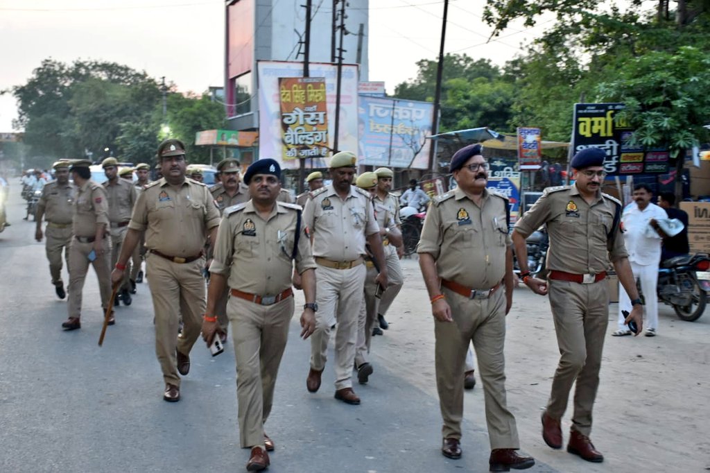 the voice of hind- कांवड़ यात्रा को लेकर यूपी पुलिस ने जारी किया आदेश, भड़के असदुद्दीन ओवैसी