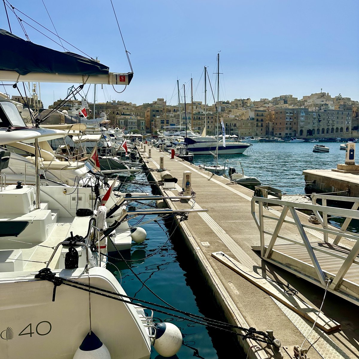 Enjoy your time in Malta berthing at Grand Harbour Marina.

🌟Berths equipped with water and electricity
📷24-hour security
👨‍✈️Experienced staff

➡️Reserve your spot now! cnmarinas.com/book-a-berth

#cnmarinas #mymarina #malta #mediterranean