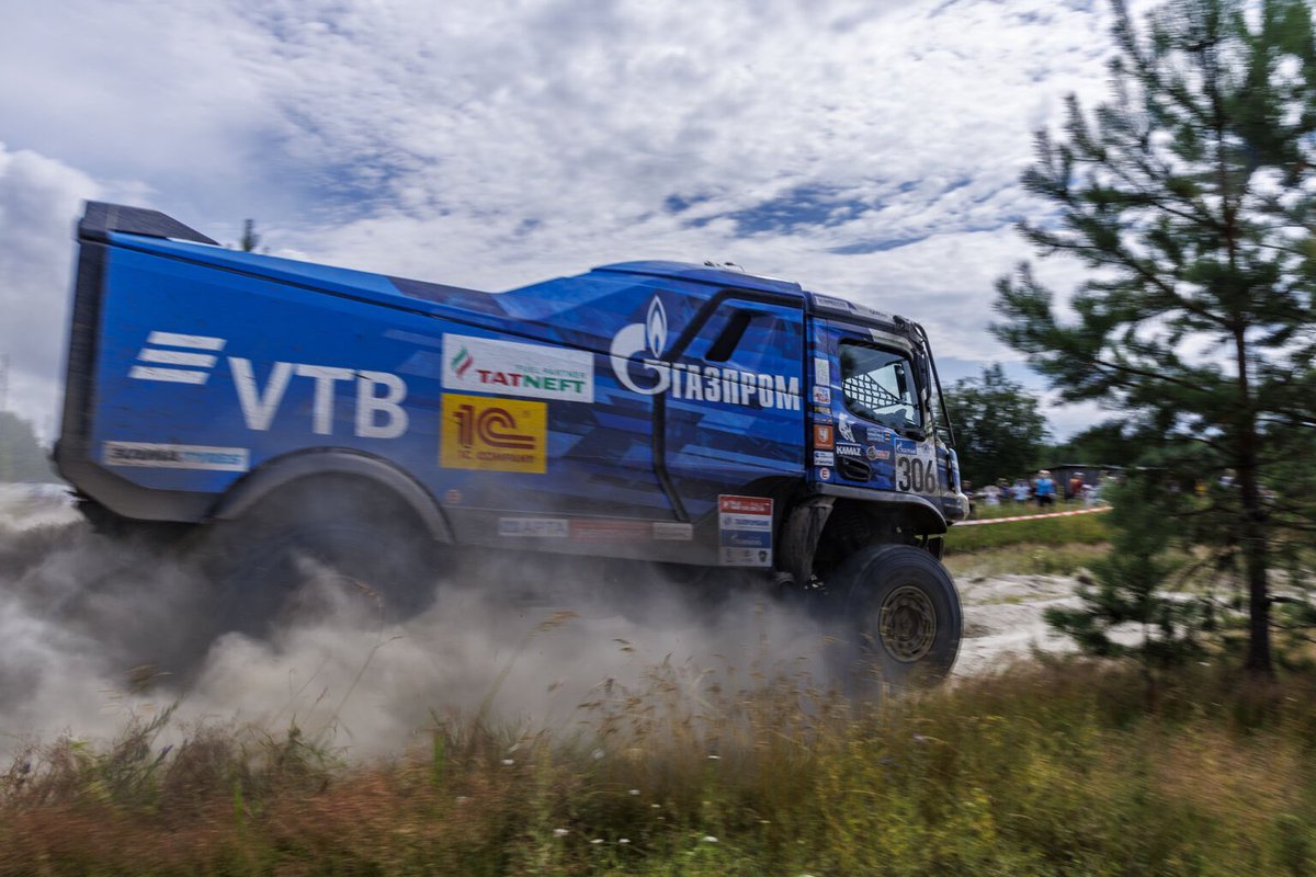 2024 Silk Way Rally: Day 3 – Altai Rally

The leaders have changed in two rally categories, and in the Truck standings the competition is heated to the limit.

Read more silkwayrally.com/en/2024-silk-w…

#SilkWayRally #SWR2024