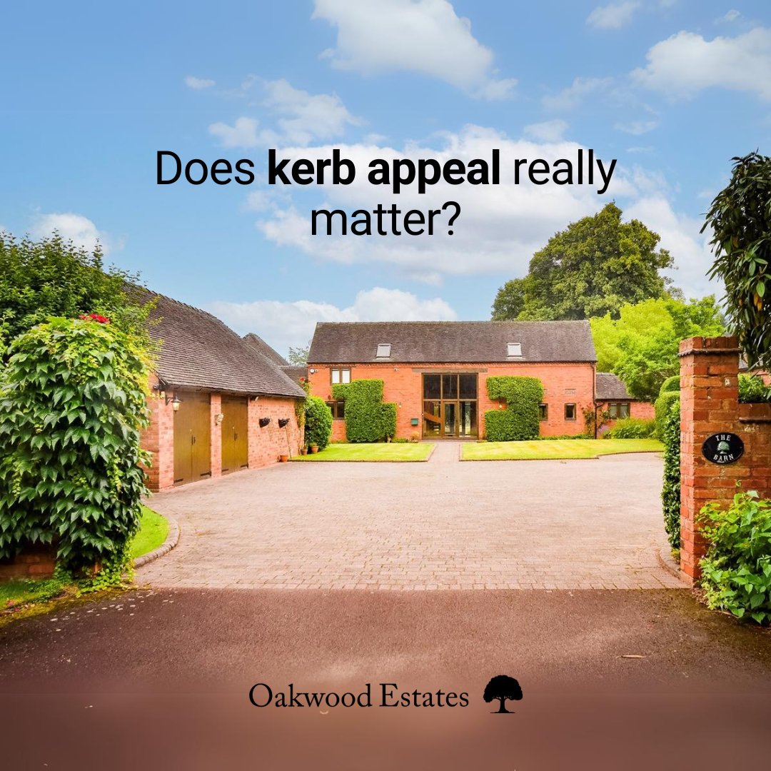 The kerb appeal of a home is crucial for impressing potential buyers. It includes the front garden, driveway, and overall exterior state. 🌿

For more advice, get in touch: oakwood-estates.co.uk

#Oakwoodestates #estateagent #property #homesofinstagram #forsale #kerbappeal