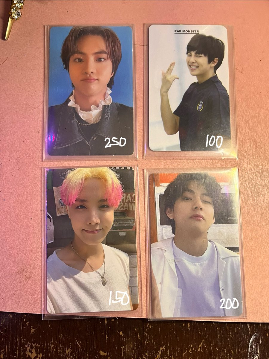 camskrttt's tweet photo. wts bts pc ph

— price indicated in the pic + pf
— gcash, flash exp
— will give discount if PAYO!
— need funds, bilhin nyo na🥴

t. jin rm jhope v butter pob orul82 https://t.co/pP2YguoGig