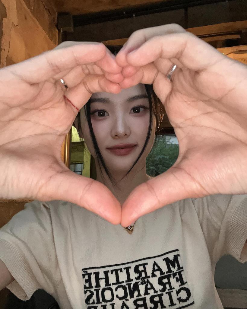 picsofynsangah's tweet photo. [📸] 240711 Sangah IG Update 

#상아 #SANGAH #LIGHTSUM https://t.co/F2QtGYjnSl