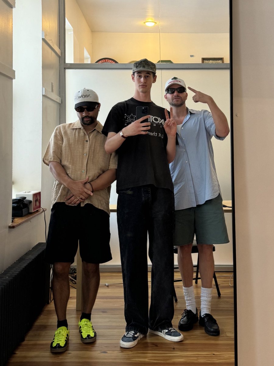 🪙The <a href="/trevorgorji/">trevor</a> Interview🪙 with Throwing Fits 😈out now👨‍🎨

🍎: apple.co/3SfJ0Xt
✳️: spoti.fi/4cJmC0Y
📺: throwingfits.com